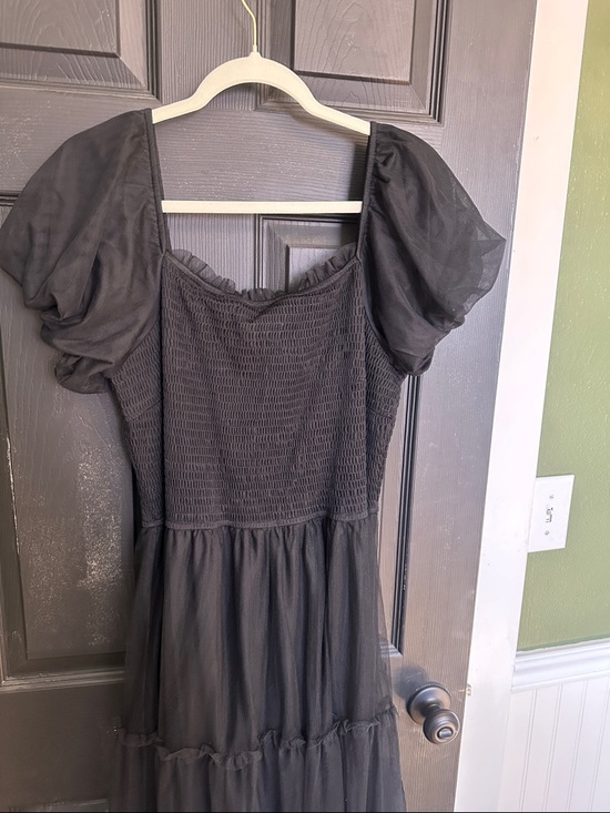 PrettyGarden Dresses & Skirts - Smocked Puff-Sleeve Black Midi Dress